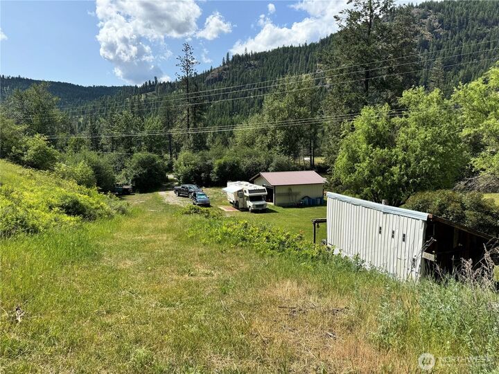 Property Photo: 390 Customs Road WA 99118