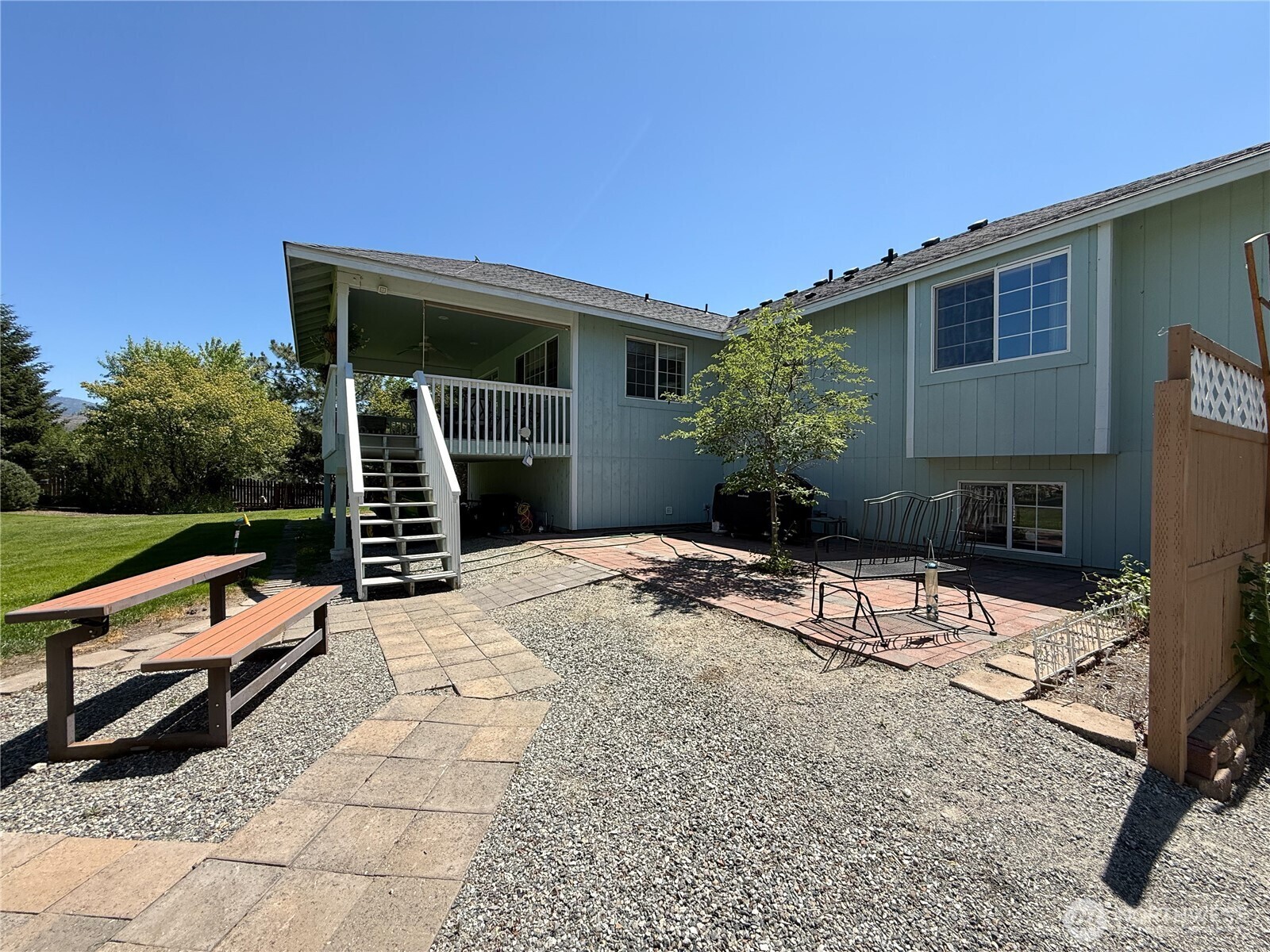Property Photo:  16  River Overlook Street  WA 98841 