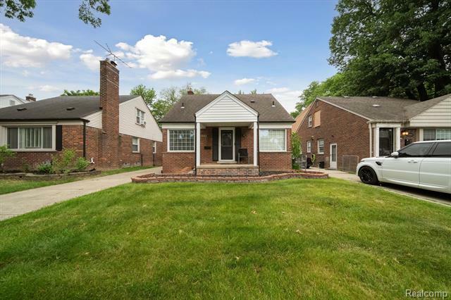 Property Photo: 1333 N Franklin Street MI 48128