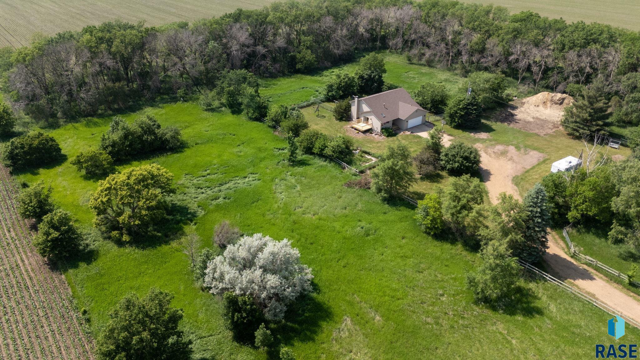 Property Photo:  28447 477th Ave  SD 57013-5809 