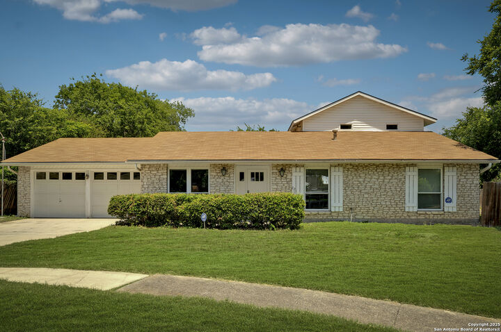 Property Photo: 8302 Hastings TX 78239