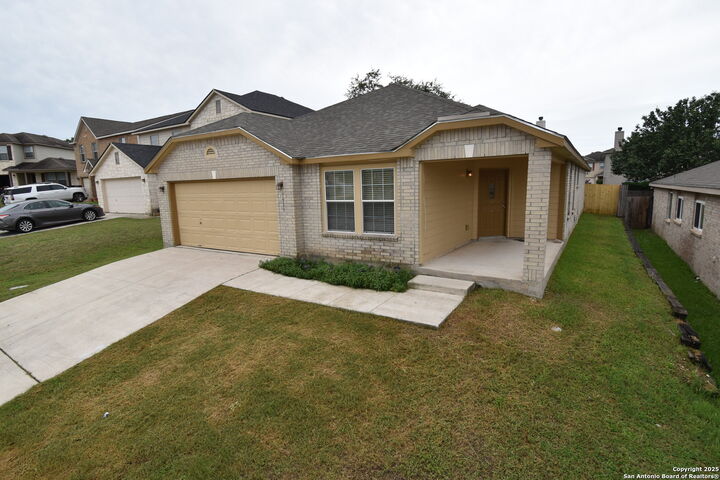 Property Photo: 1510 June Berry TX 78260