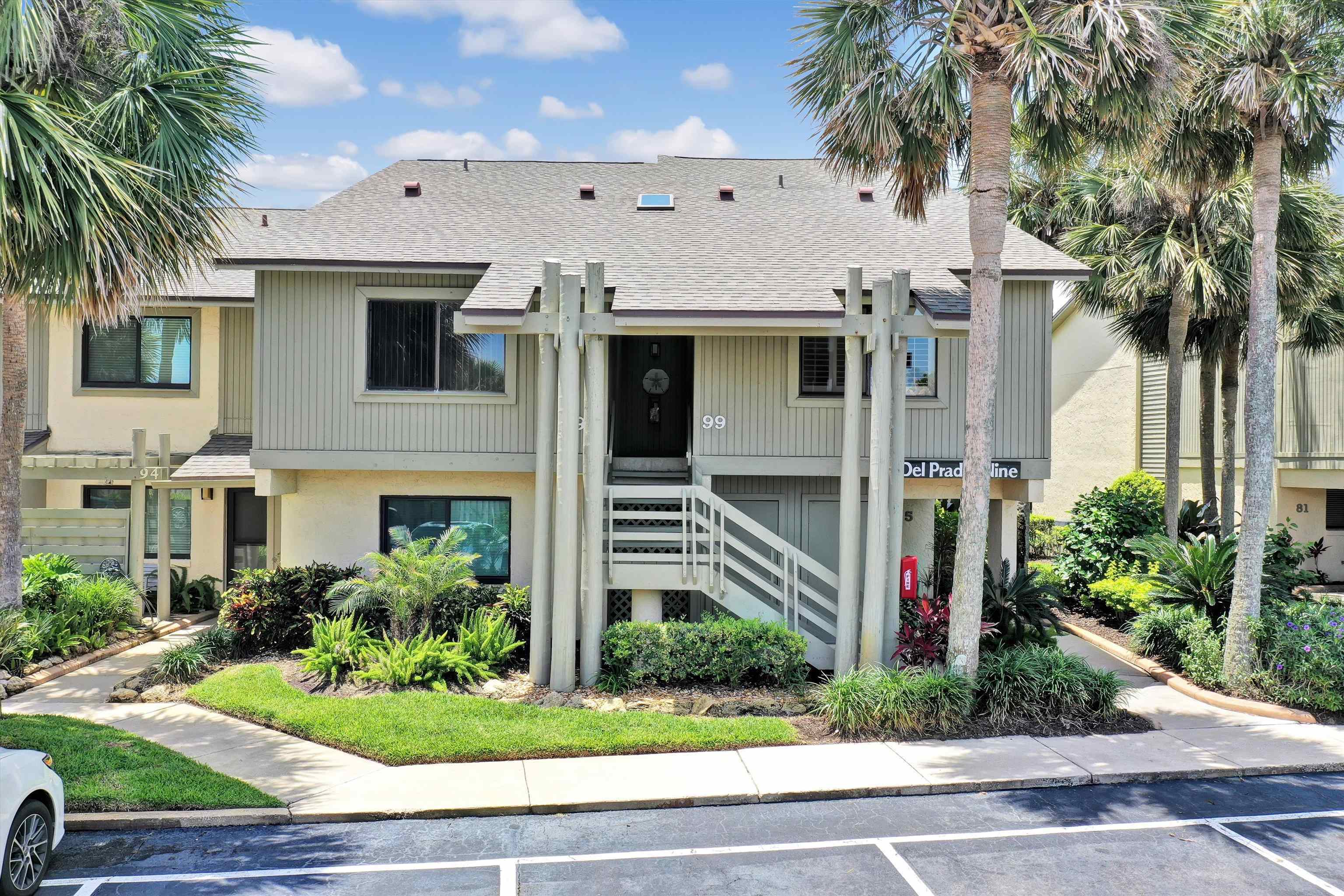 Property Photo: 99 Village Del Prado Cir FL 32080