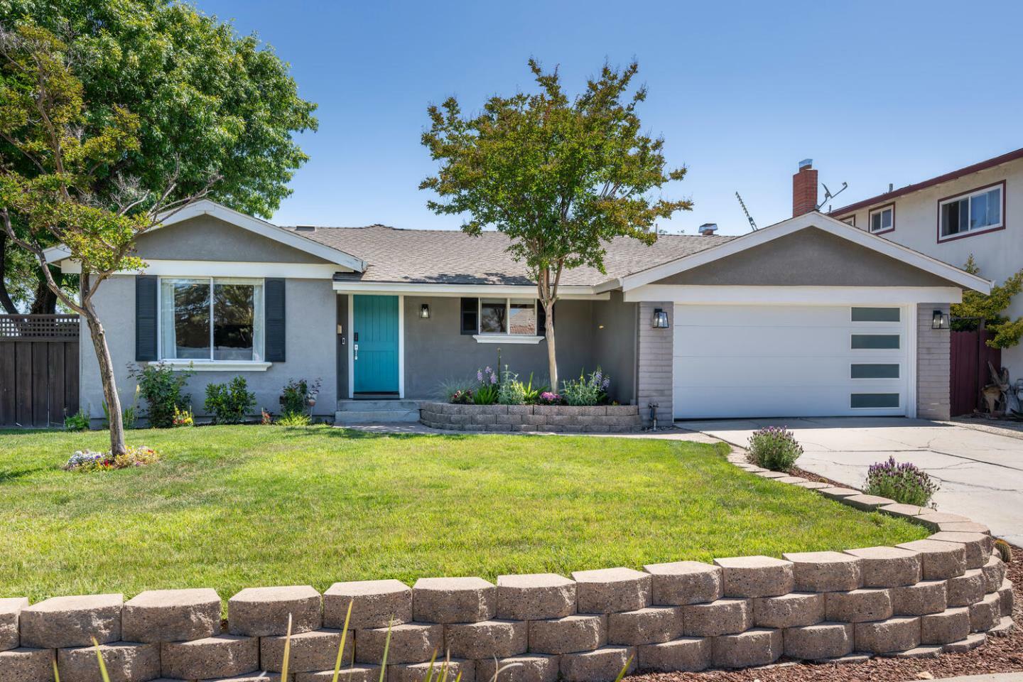 Property Photo: 4904 Barron Park Drive CA 95136