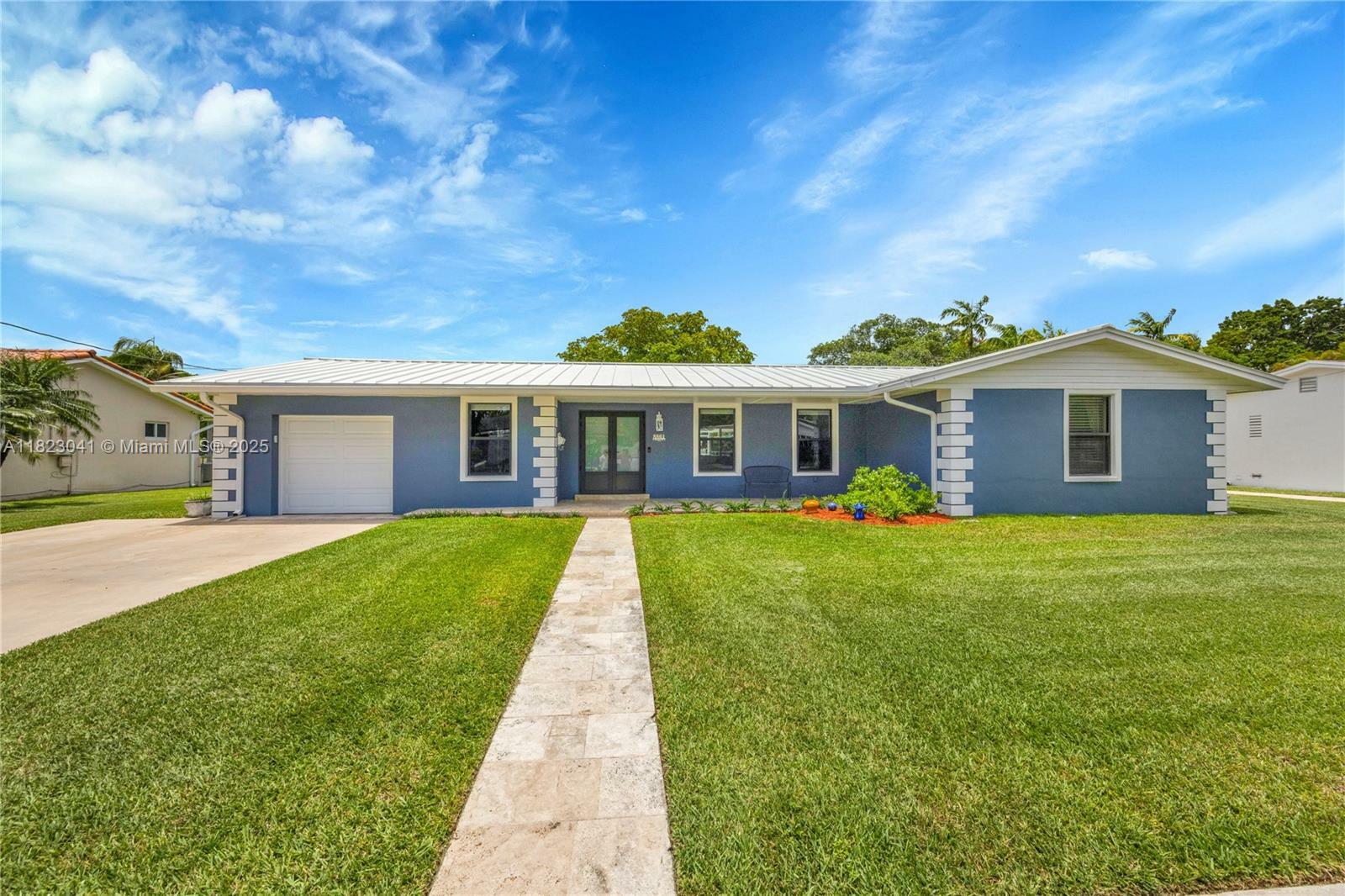 Property Photo: 8861 SW 85th St FL 33173