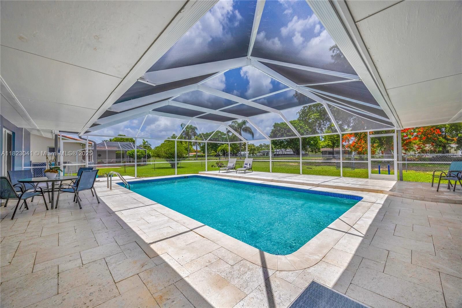 Property Photo: 8861 SW 85th St FL 33173