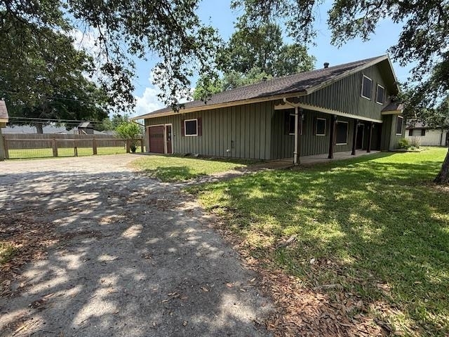 Property Photo: 176 Ridgewood Street TX 77611