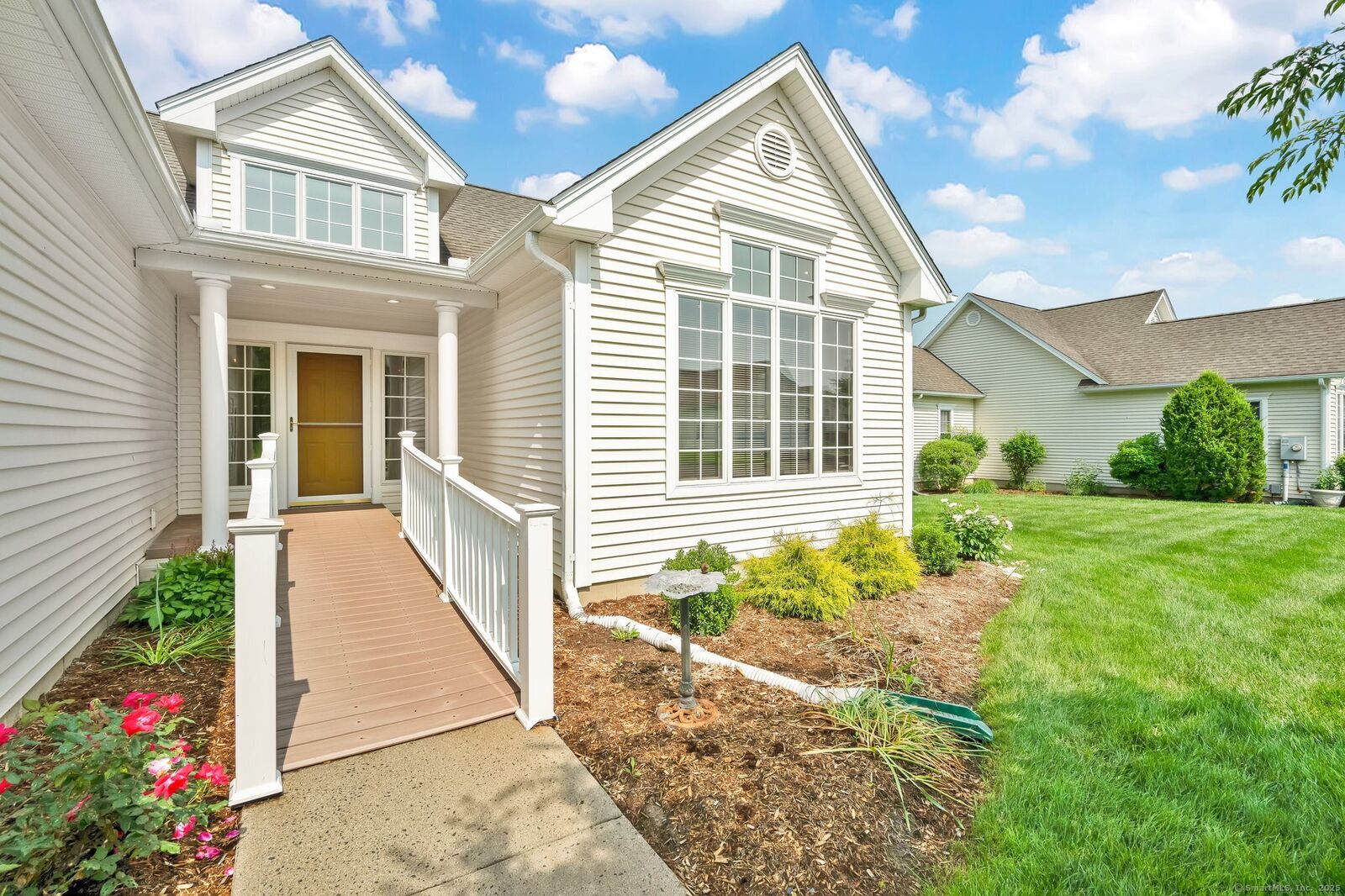 Property Photo:  16 Dewberry Way 16  CT 06078 