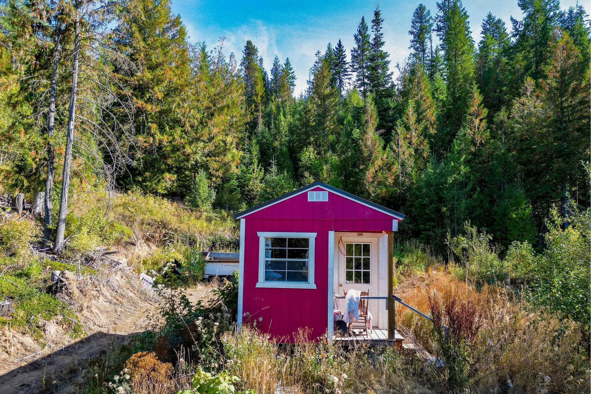 Property Photo: 3401 Red Marble Rd WA 99109