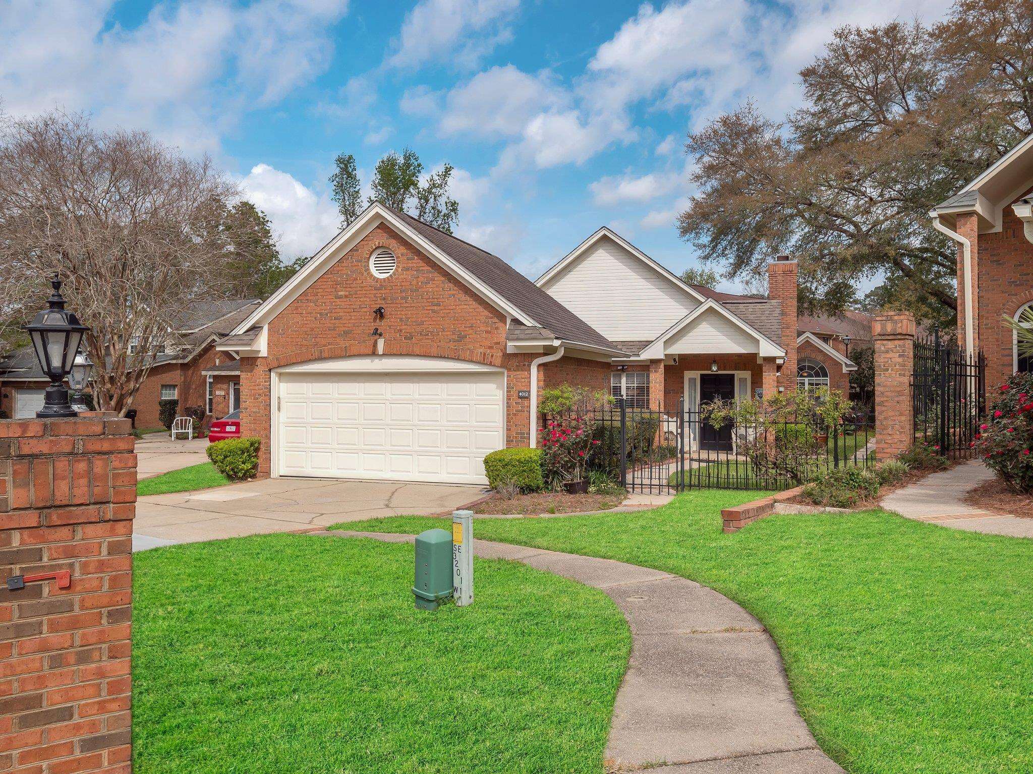 Property Photo: 4012 Dutchess Court FL 32309