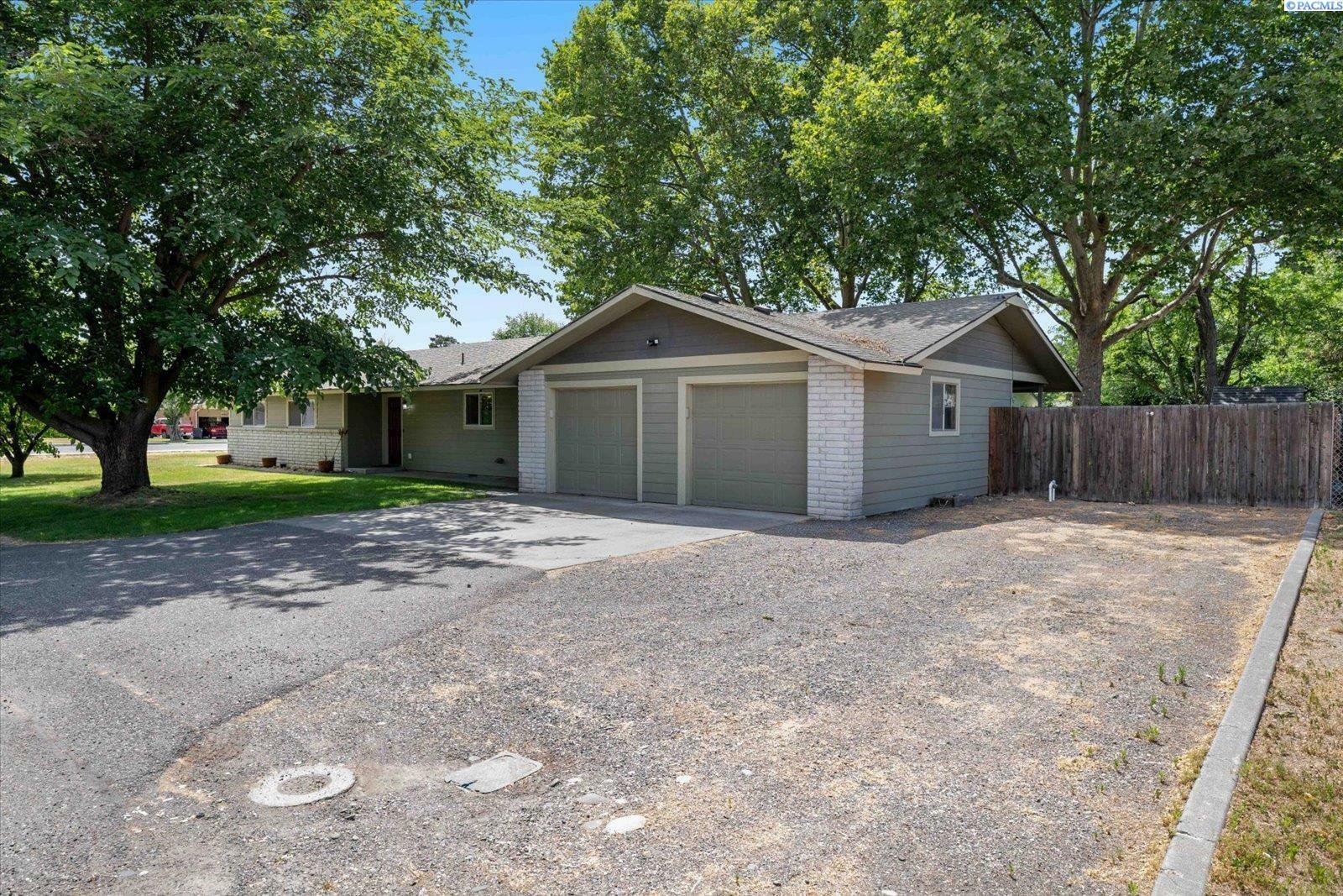 Property Photo:  708 N Rd 48  WA 99301 