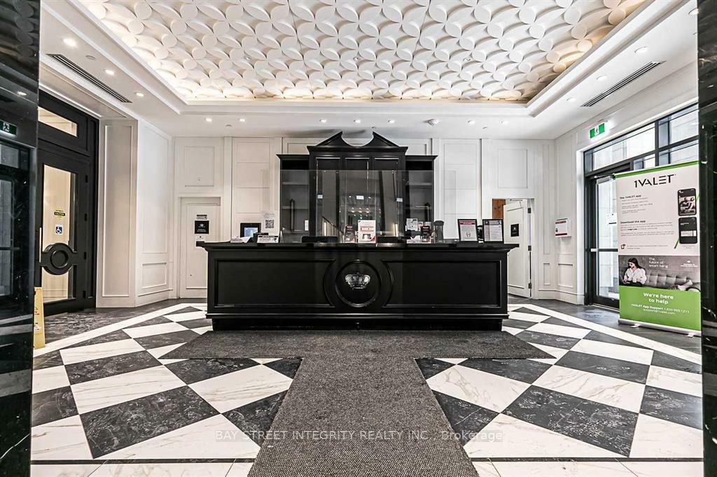 Property Photo: 955 Bay Street 2206 ON M5S 2A2