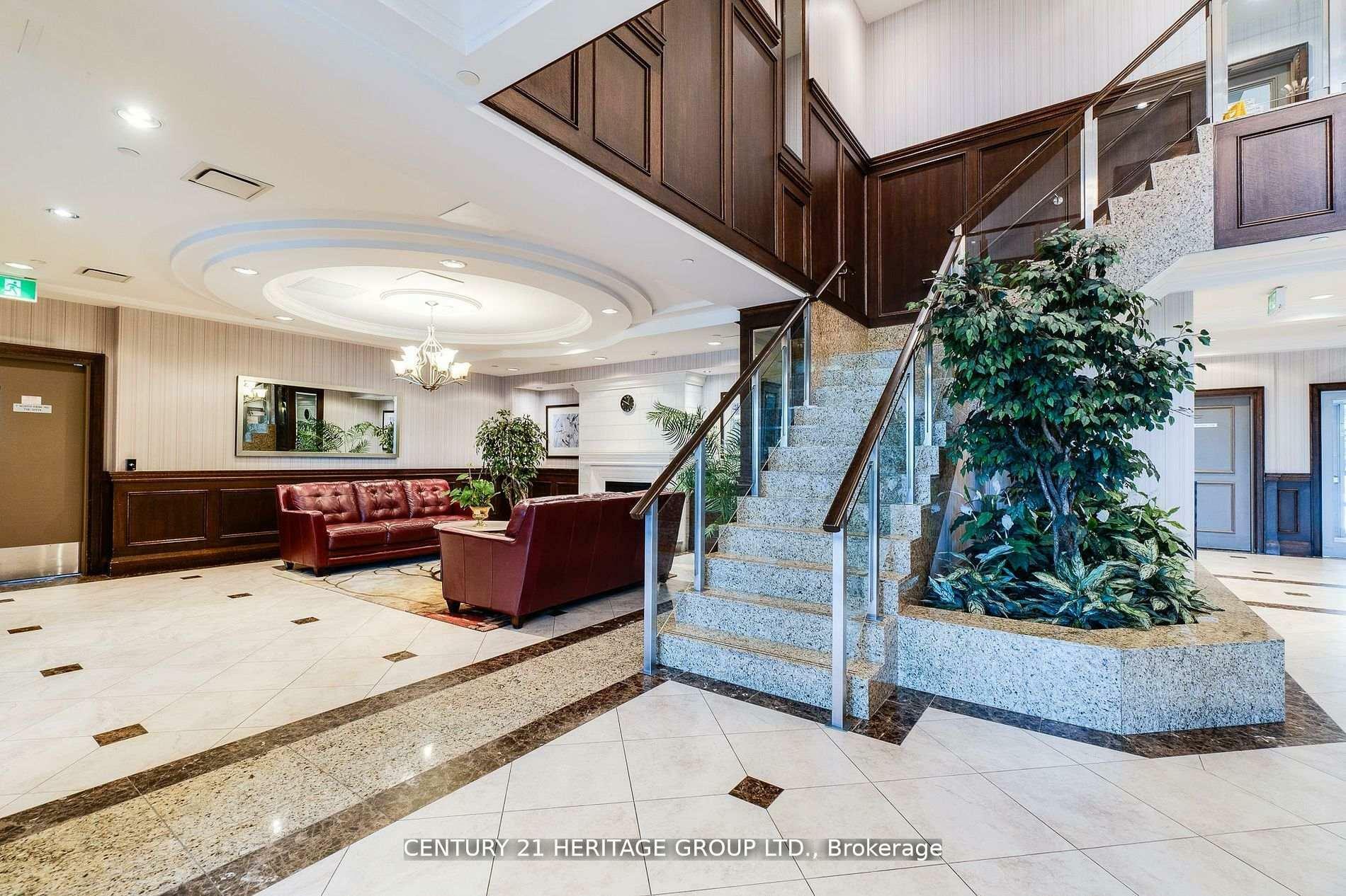 Property Photo:  7 North Park Road 709  ON L4J 0C9 