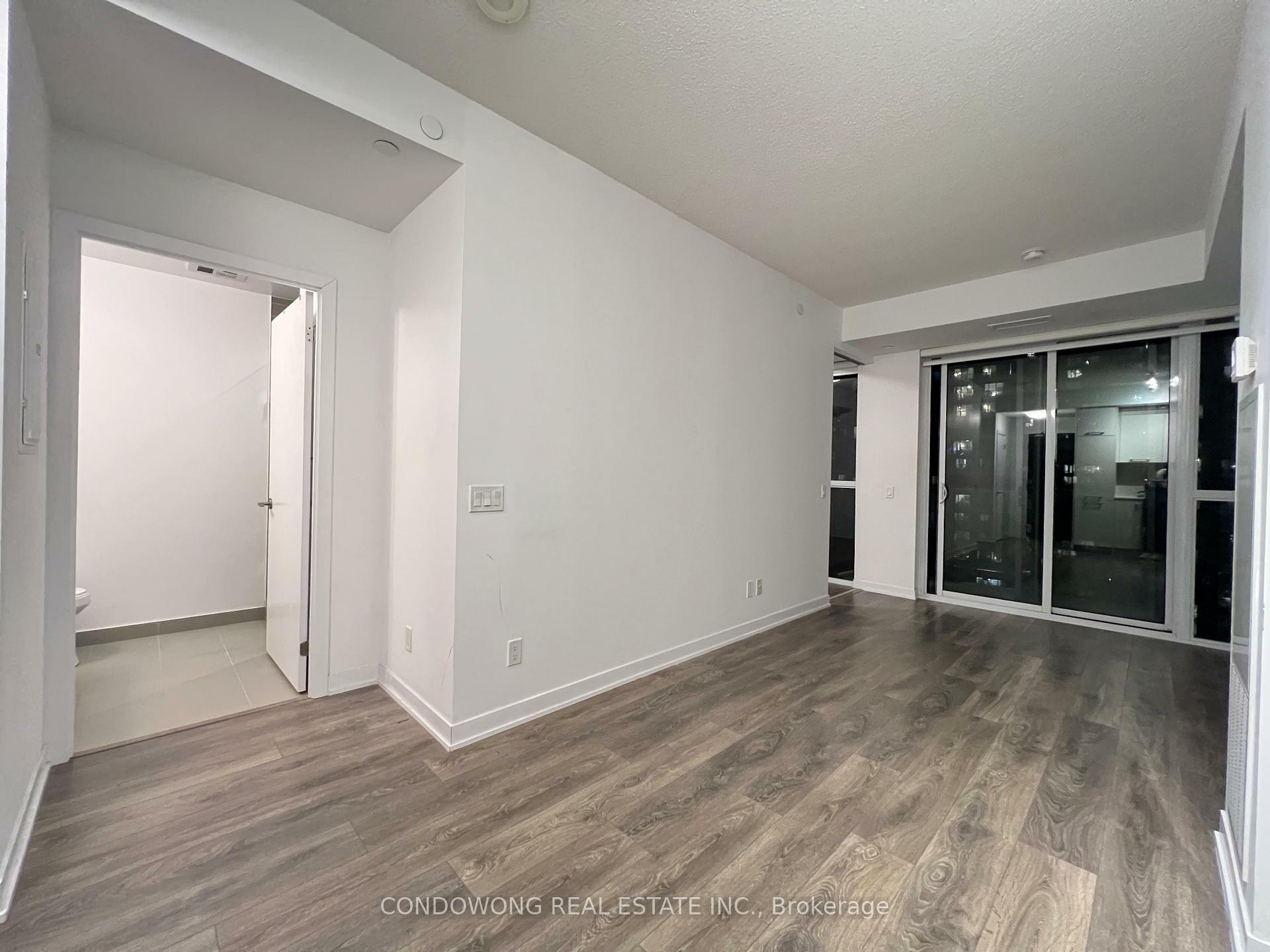 Property Photo: 87 Peter Street 2716 ON M5V 0P1