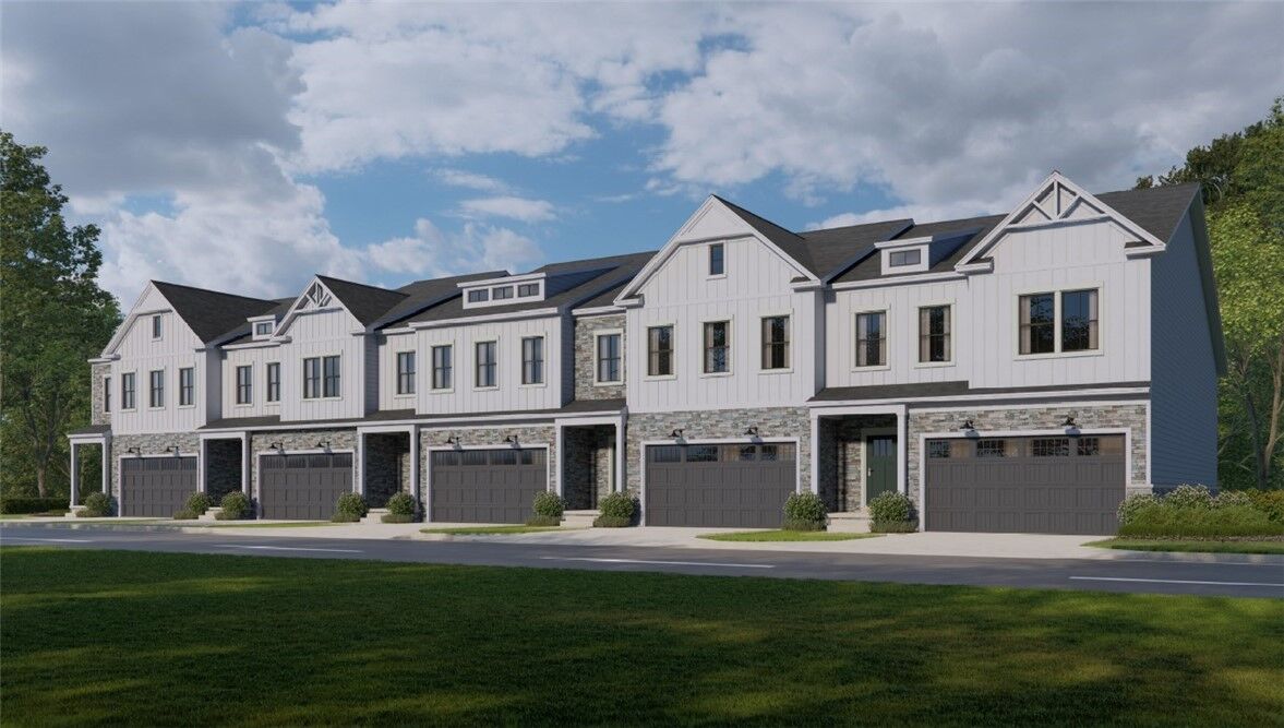Property Photo: 139 Quail Run Road Unit #9 PA 15367