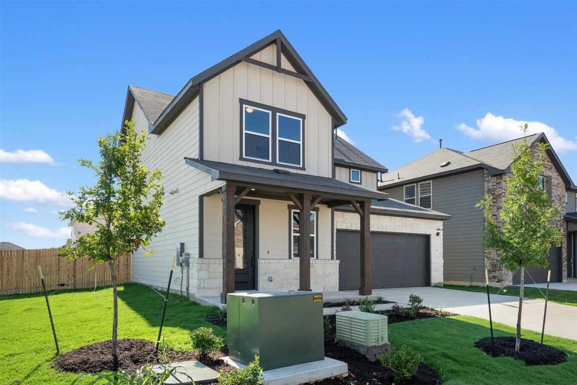 Property Photo:  301 Willow Heights Drive  TX 78634 