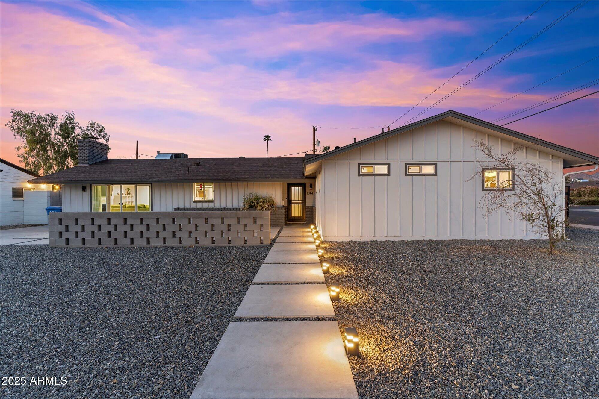 Property Photo: 1744 E Luke Avenue AZ 85016