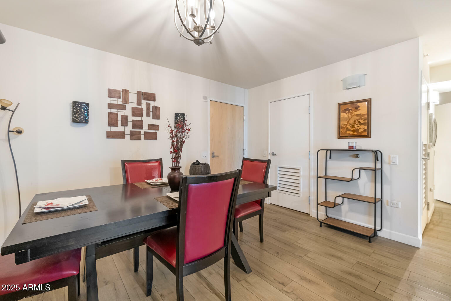 Property Photo: 4808 N 24th Street 303 AZ 85016