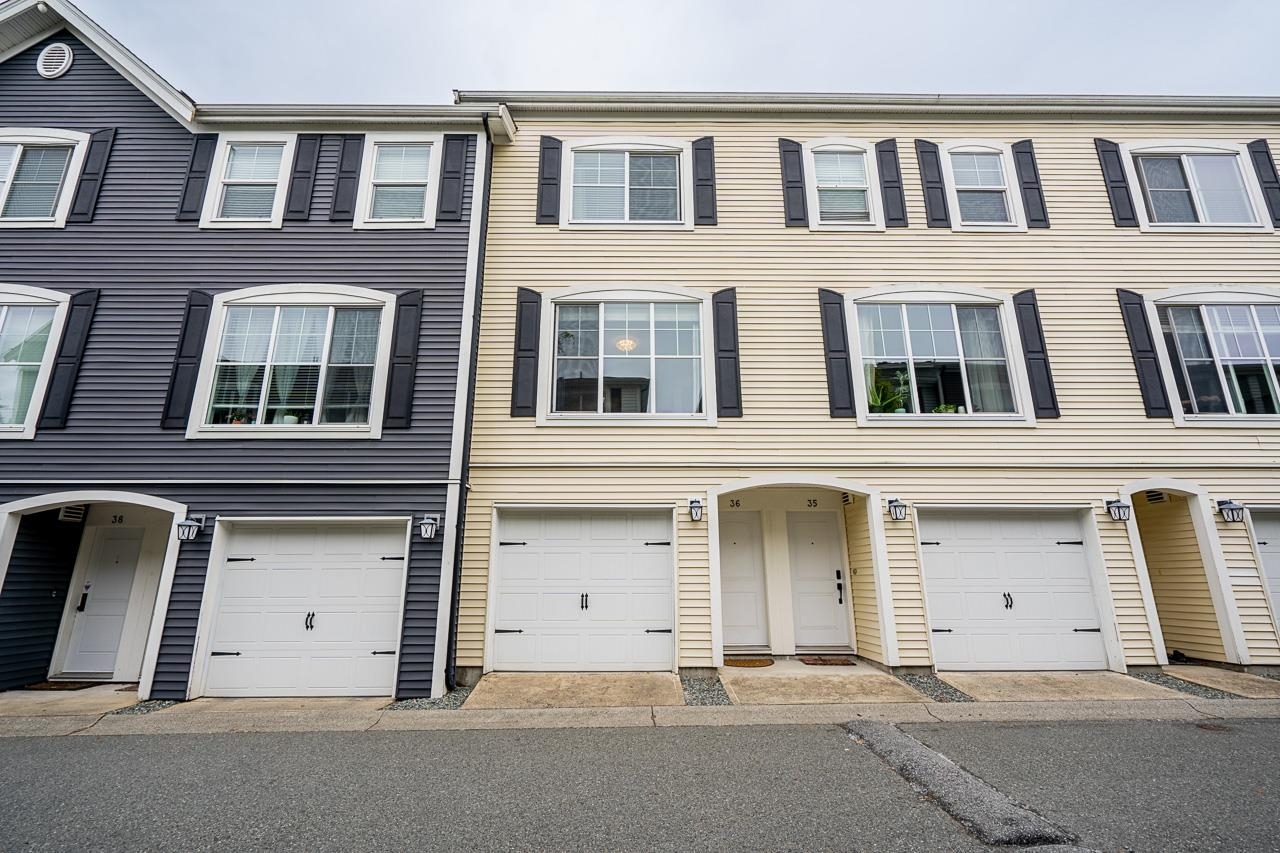 Property Photo: 19180 65 Avenue 36 BC V4N 6M5