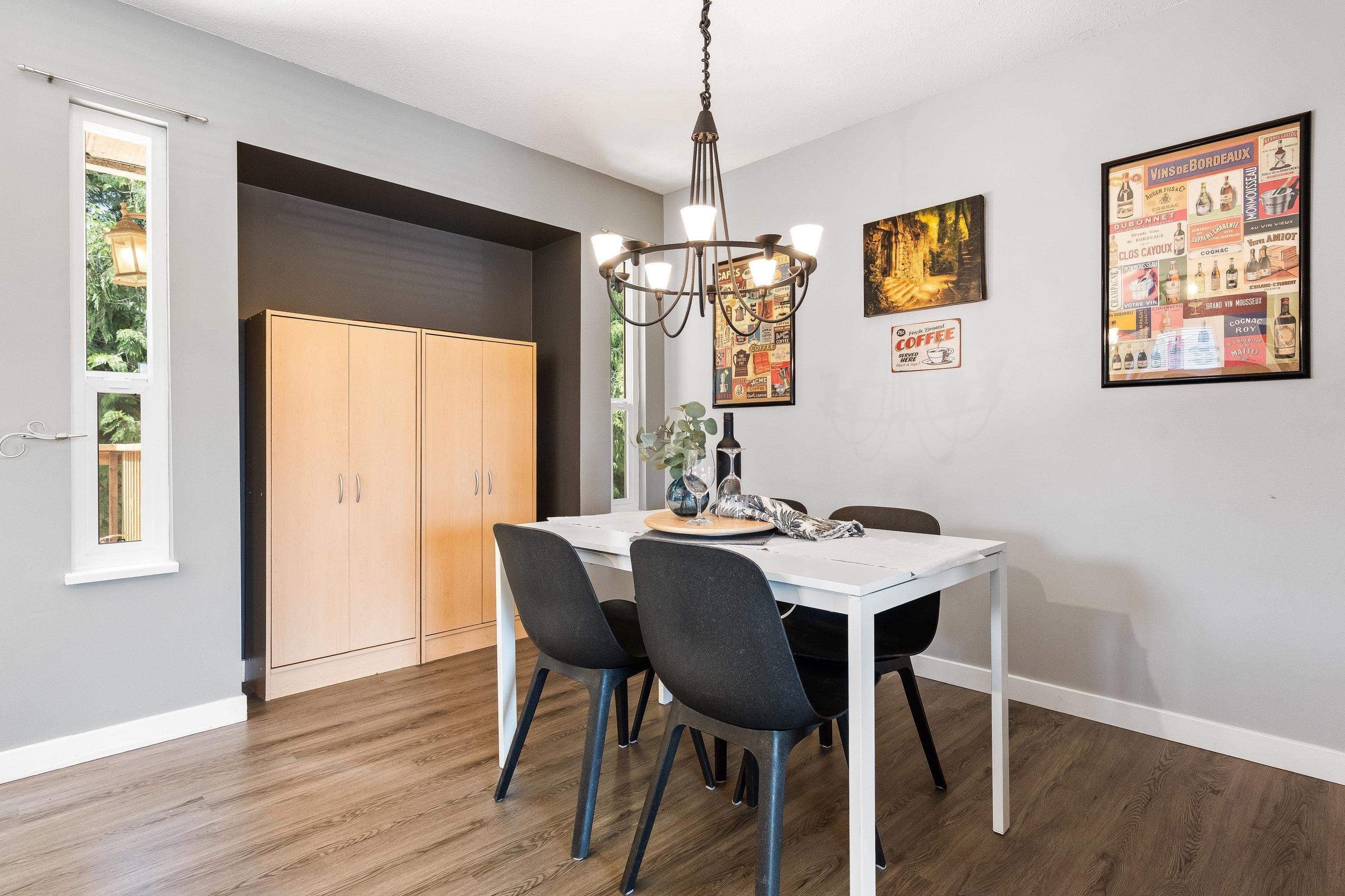 Property Photo: 5965 Deerfield Crescent BC V2R 2Y2