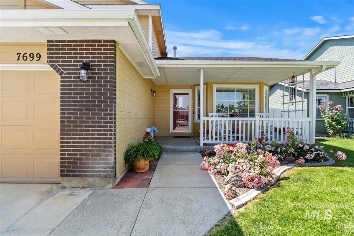 Property Photo: 7699 Cedarbrook Dr ID 83687-9411