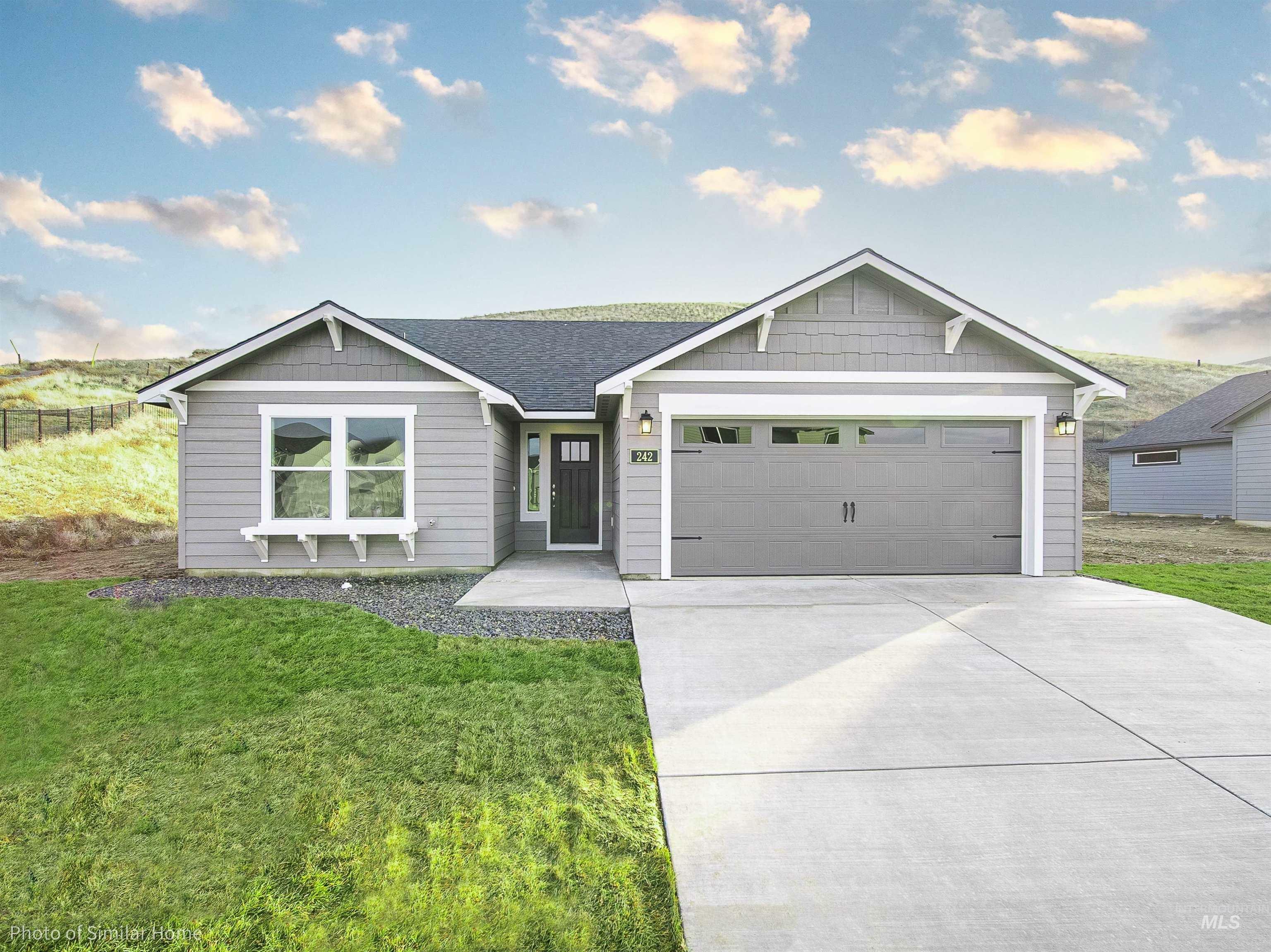 4305 S Oilseed Ave  Nampa ID 83686 photo