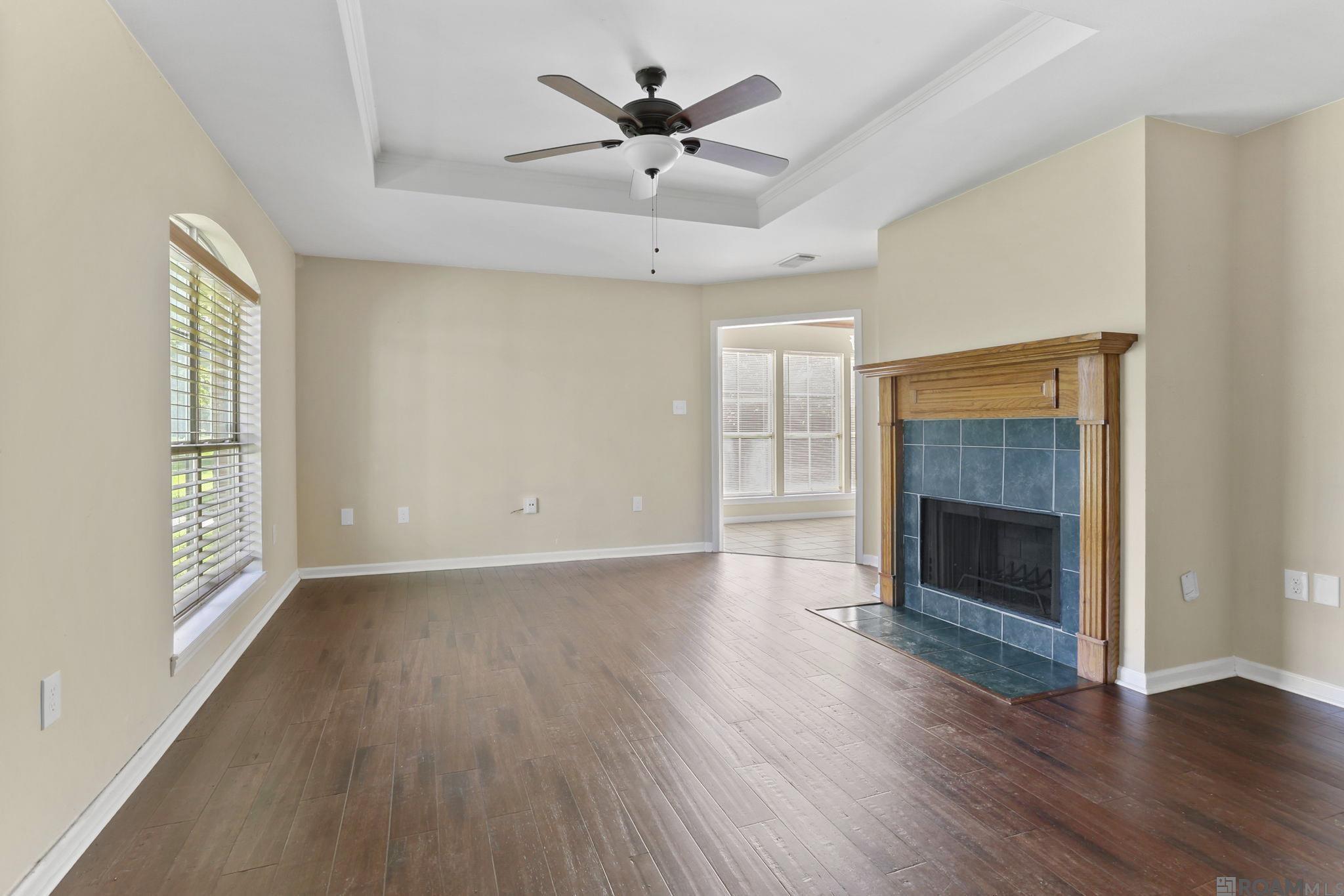 Property Photo: 9130 Mason Dr LA 70726