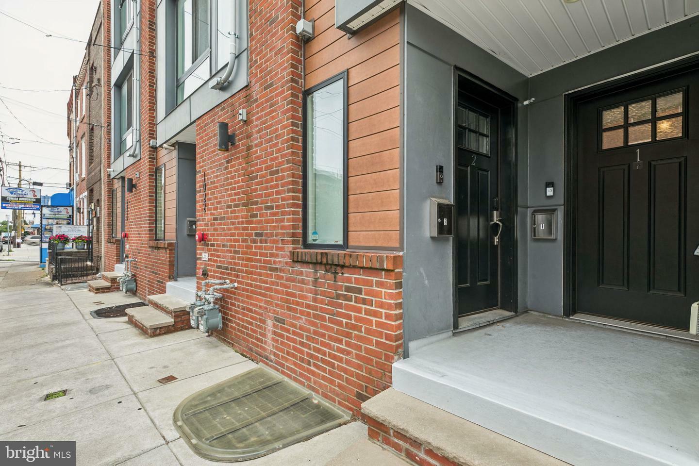 Property Photo: 1020 S 8th Street PA 19147