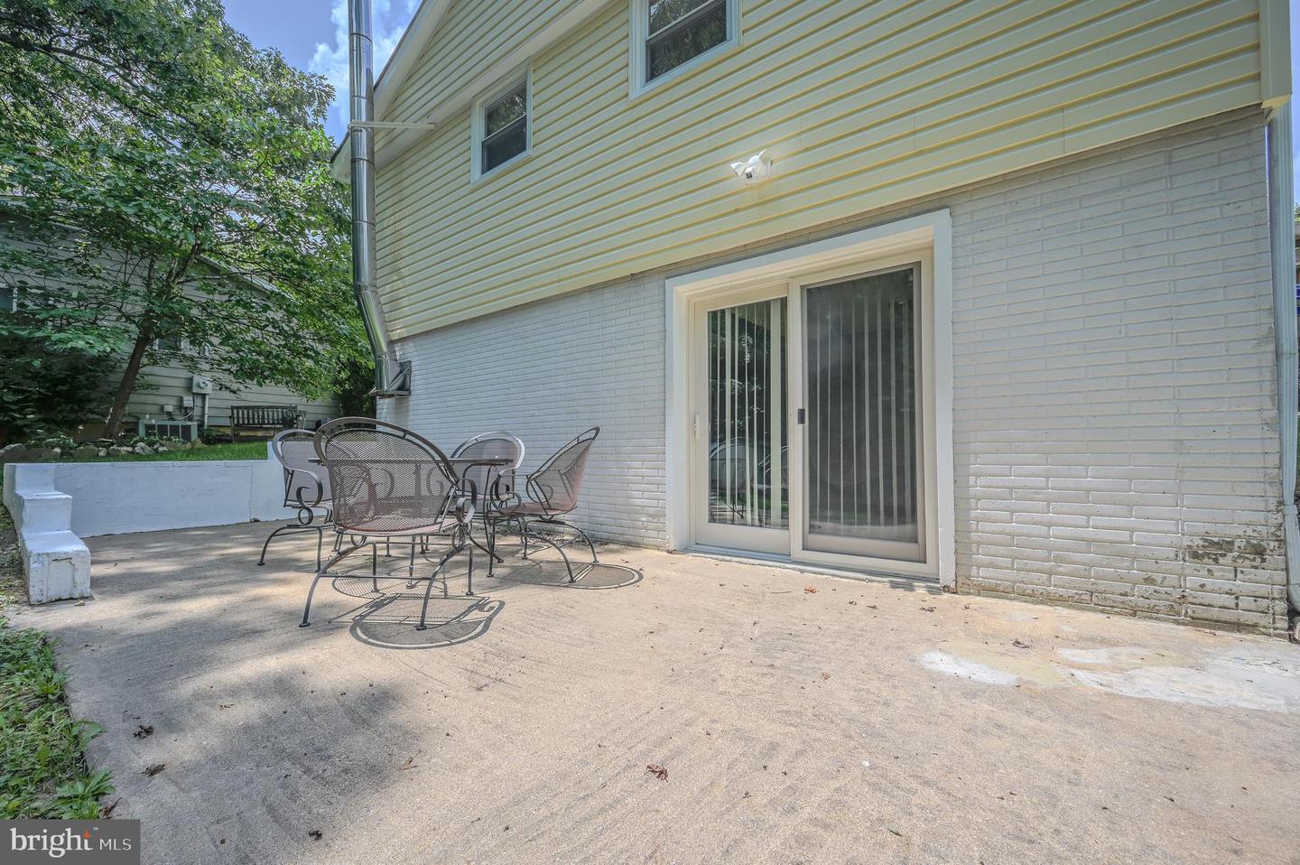Property Photo: 2893 Chalet Court VA 22192