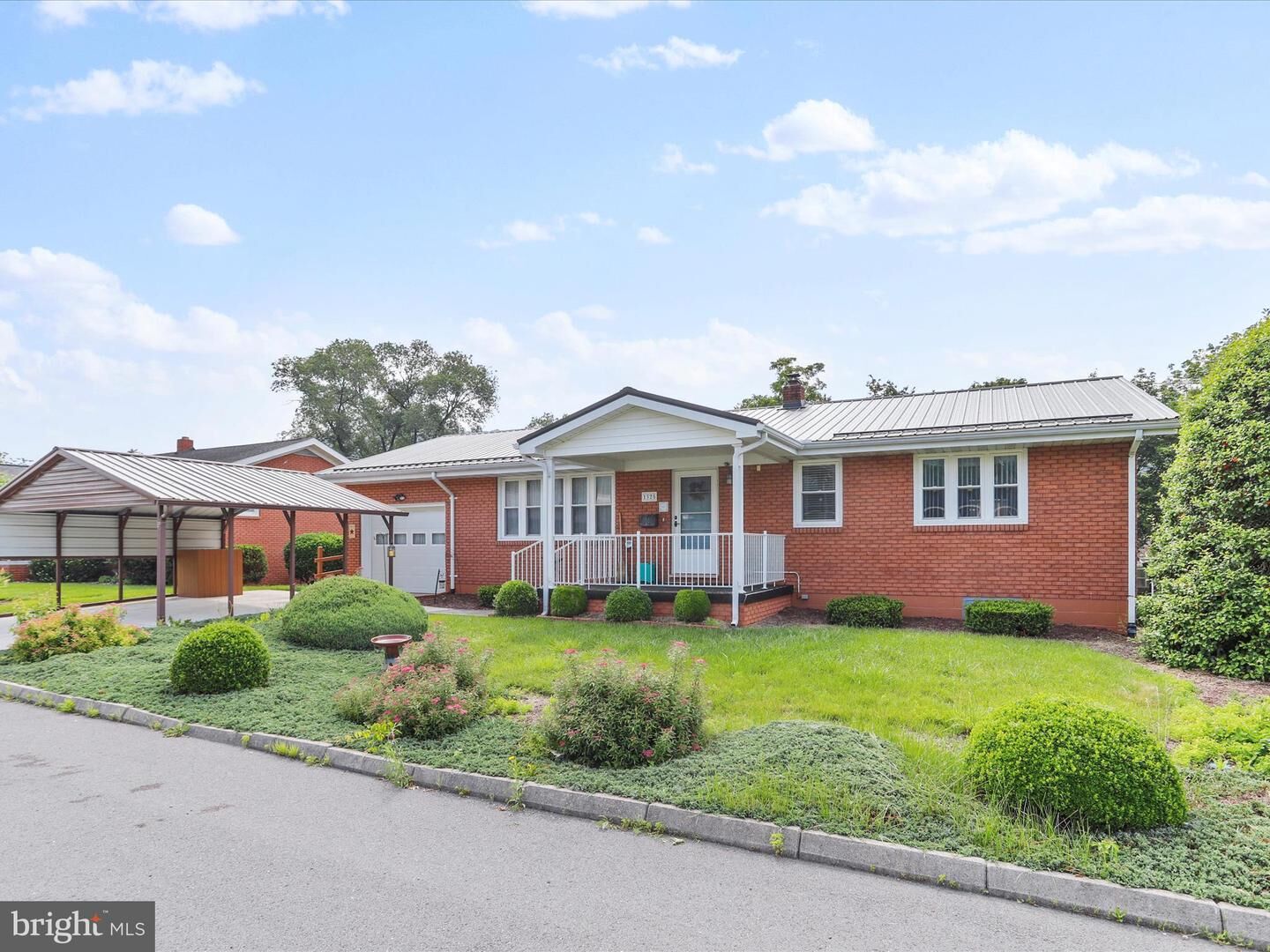Property Photo:  1325 Lynmar Street  WV 26726 
