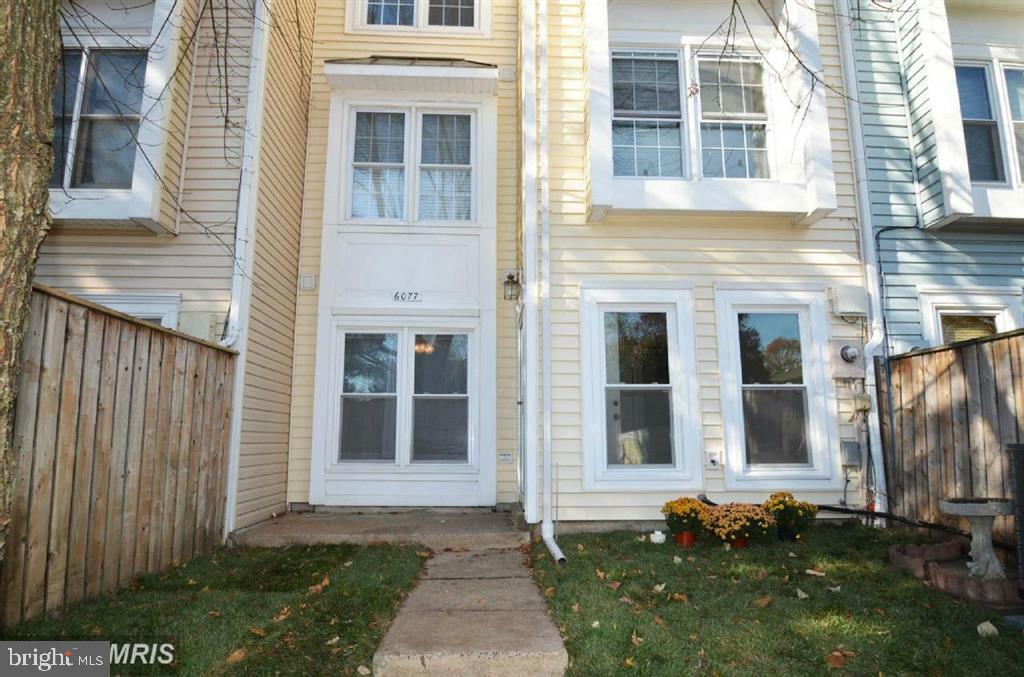 6077 Deer Hill Court  Centreville VA 20121 photo