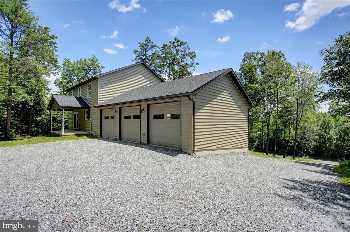 Property Photo: 11376 Skyline Dr PA 17244