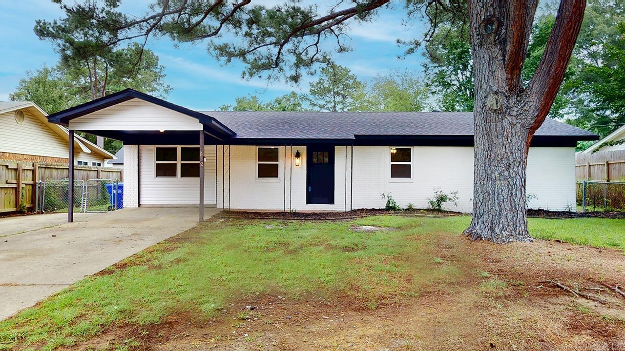Property Photo:  18 1/2 Woodlawn  AR 72034 