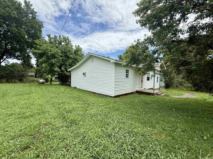 Property Photo: 131 N Pine Street AR 72576