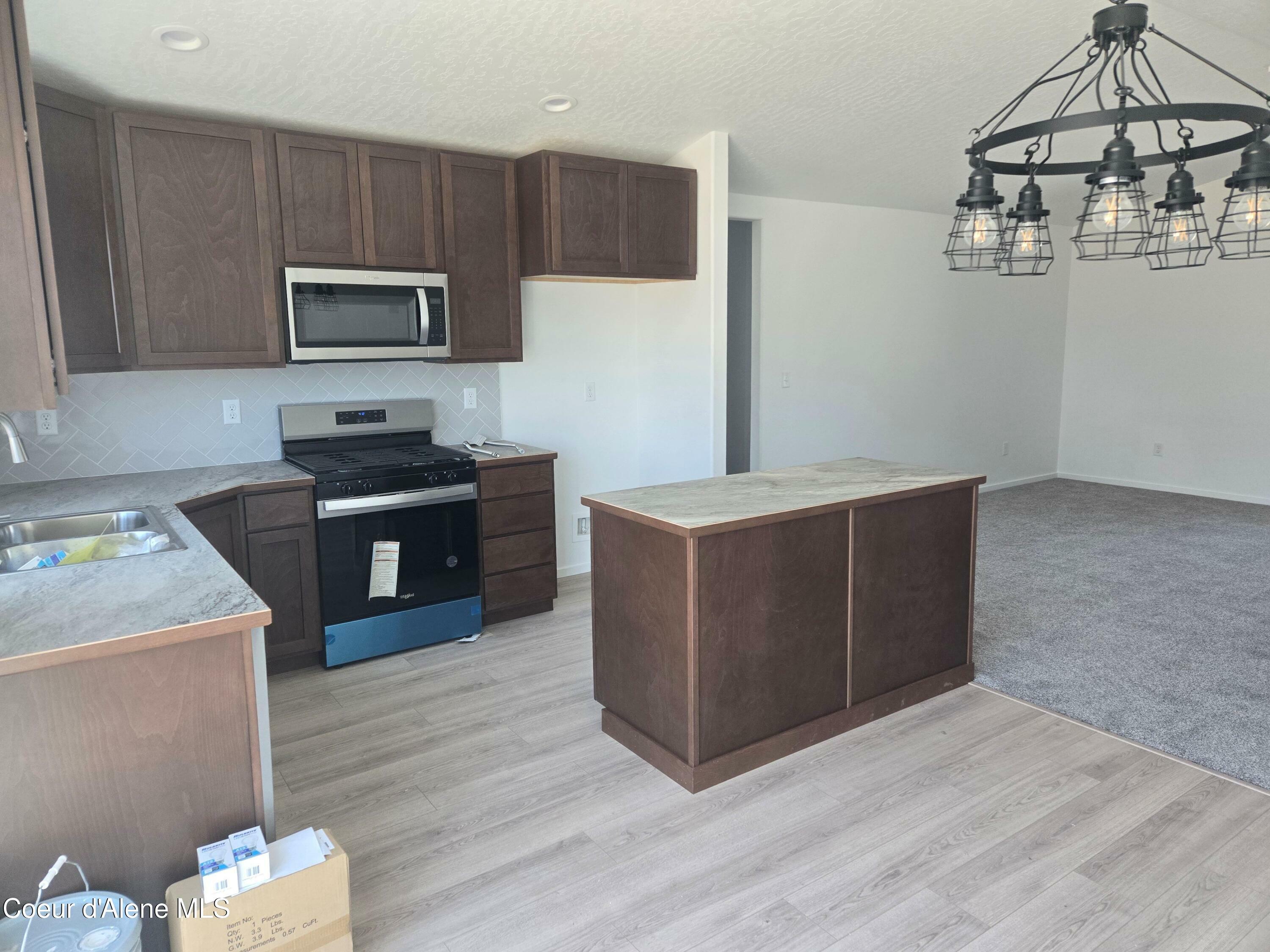 Property Photo: 165 S Treeline Street WA 99001