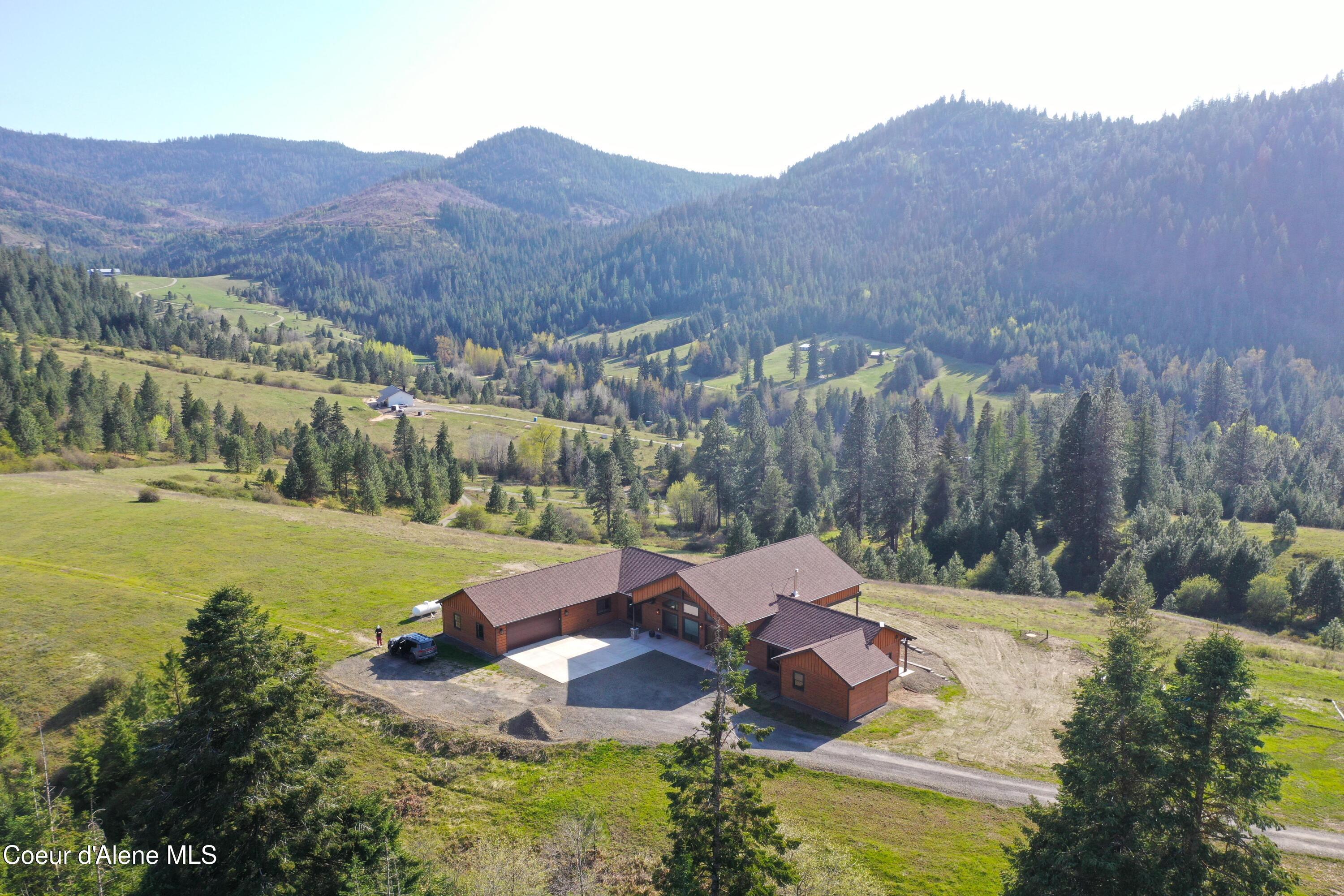 26706 S Willow Creek Rd  Medimont ID 83842 photo