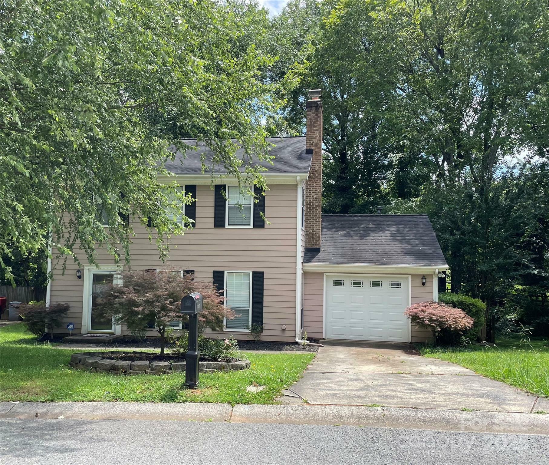 Property Photo: 7217 Rena Mae Lane NC 28227