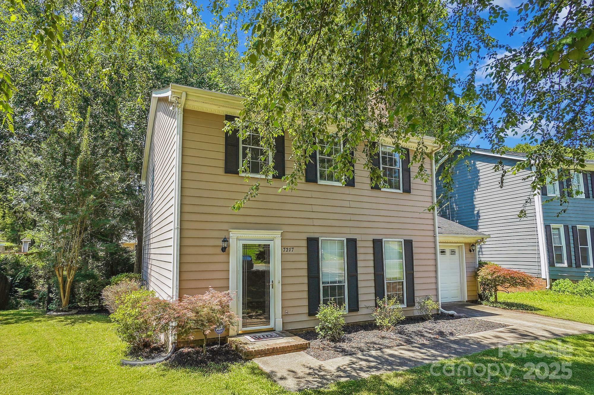 7217 Rena Mae Lane  Charlotte NC 28227 photo