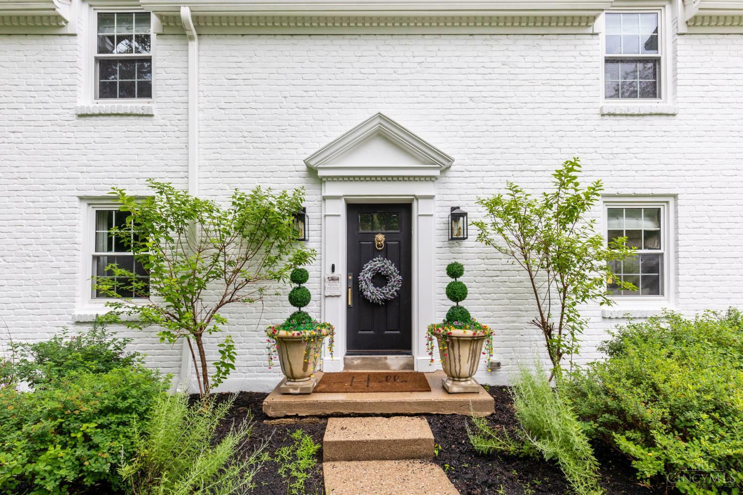 Property Photo: 6550 Drake Road OH 45243