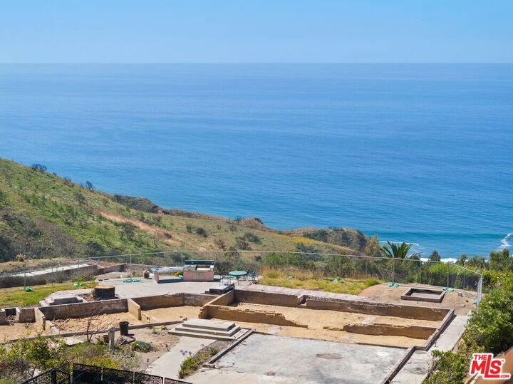 Property Photo:  20740 Las Flores Mesa Dr  CA 90265 