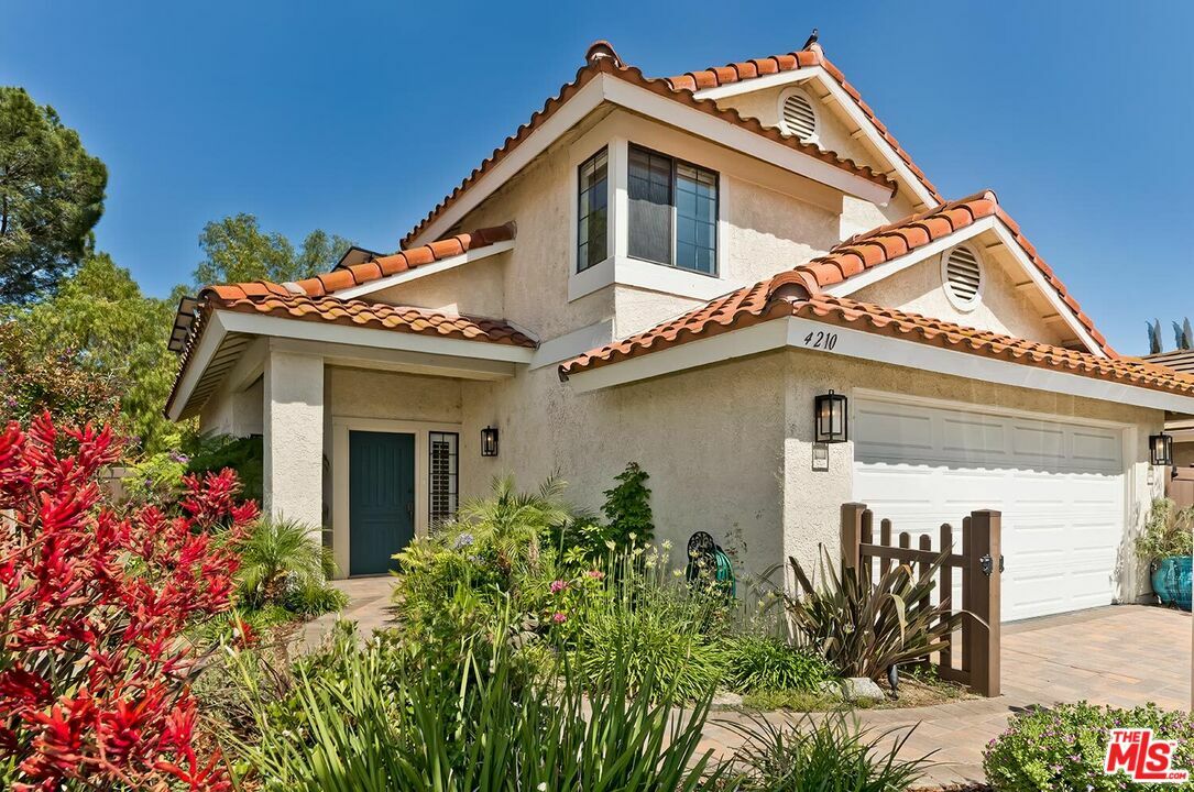 Property Photo: 4210 Lost Springs Dr CA 91301