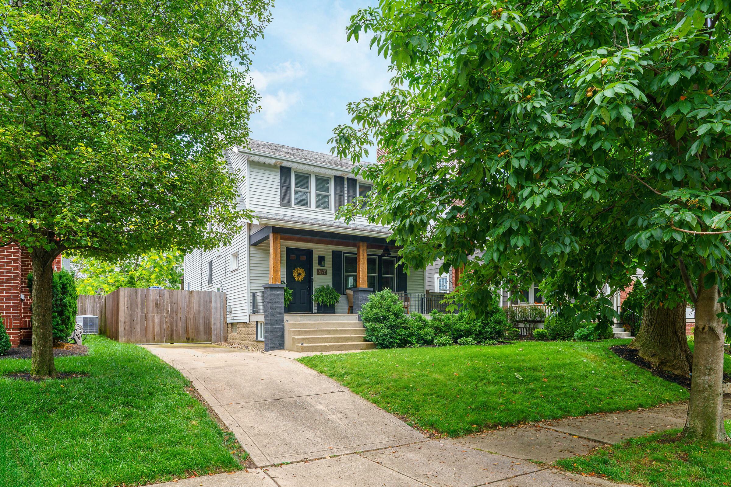Property Photo: 678 S Cassingham Road OH 43209