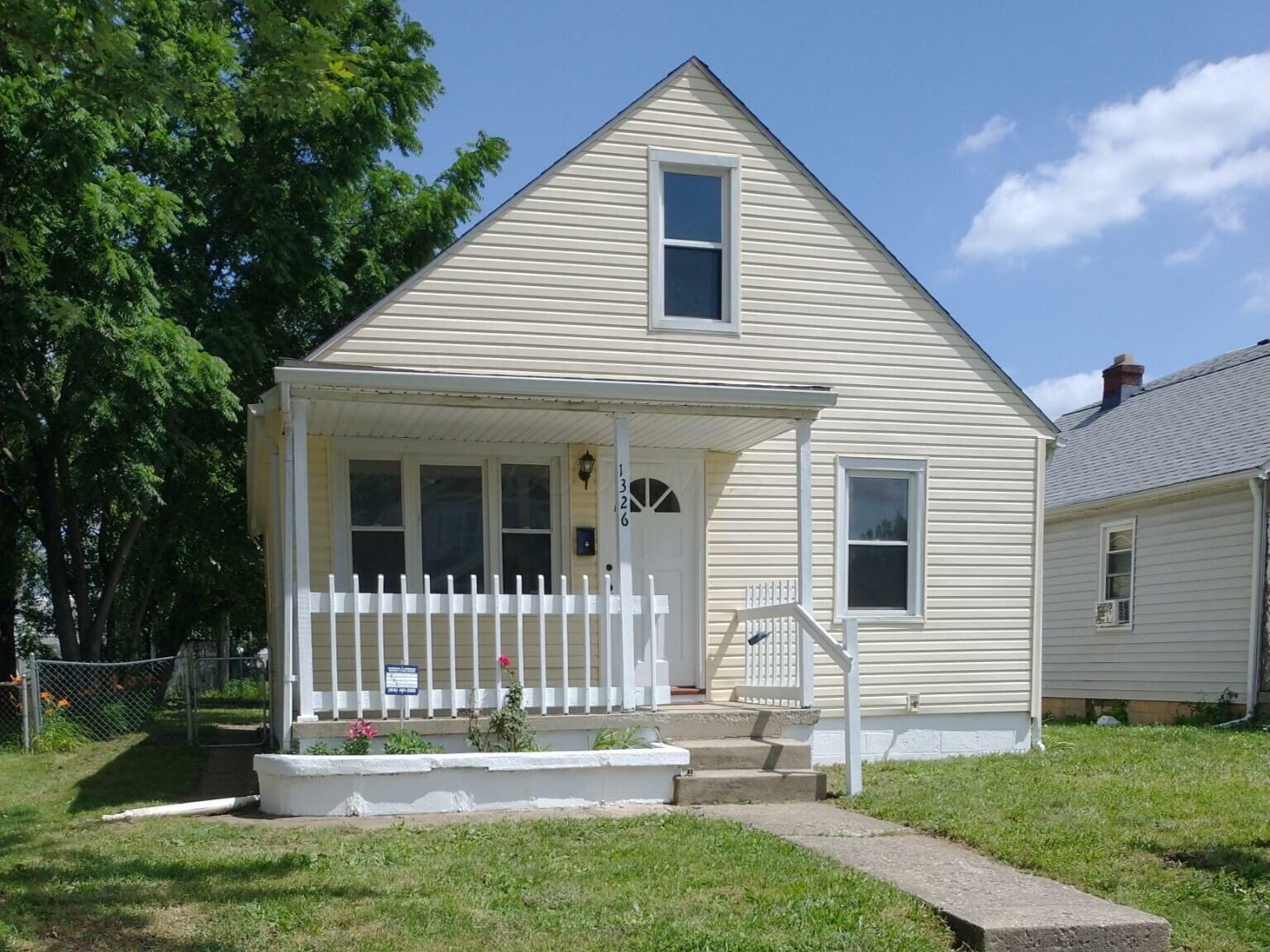 Property Photo:  1326 E 19th Avenue  OH 43211 