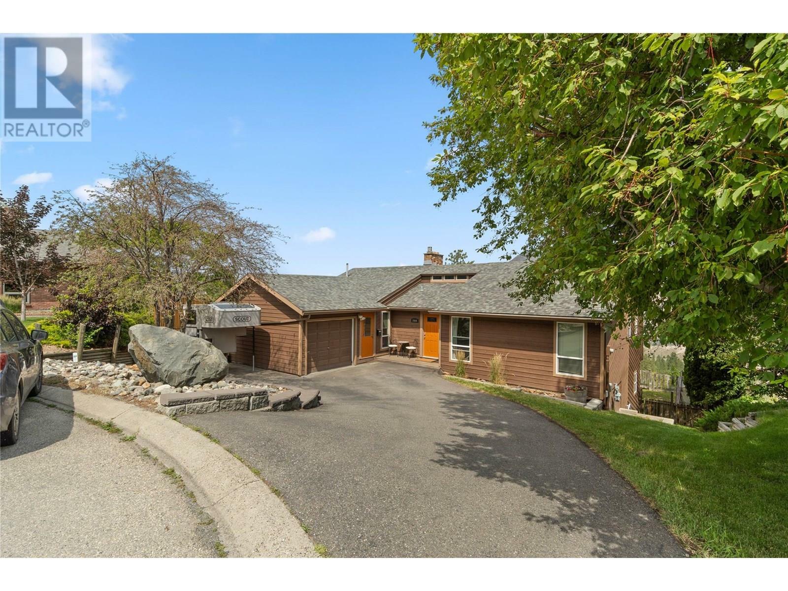 Photo de la propriété: 2404 Bella Coola Court BC V2E 1T7