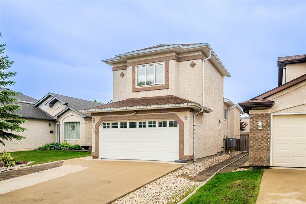 Property Photo: 187 Lindmere Drive MB R3P 2R5