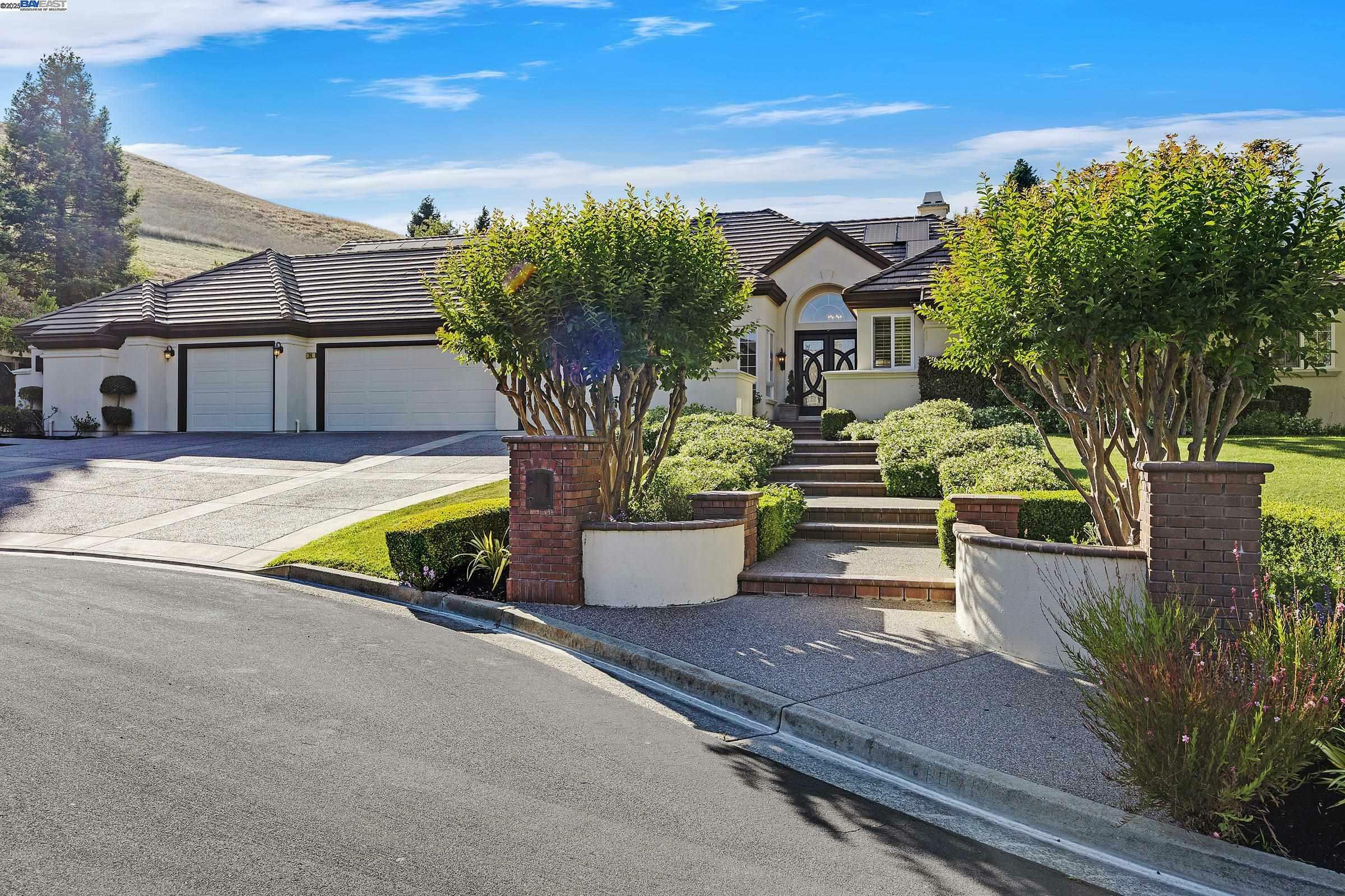 Property Photo:  24 Timberview Ct.  CA 94506 