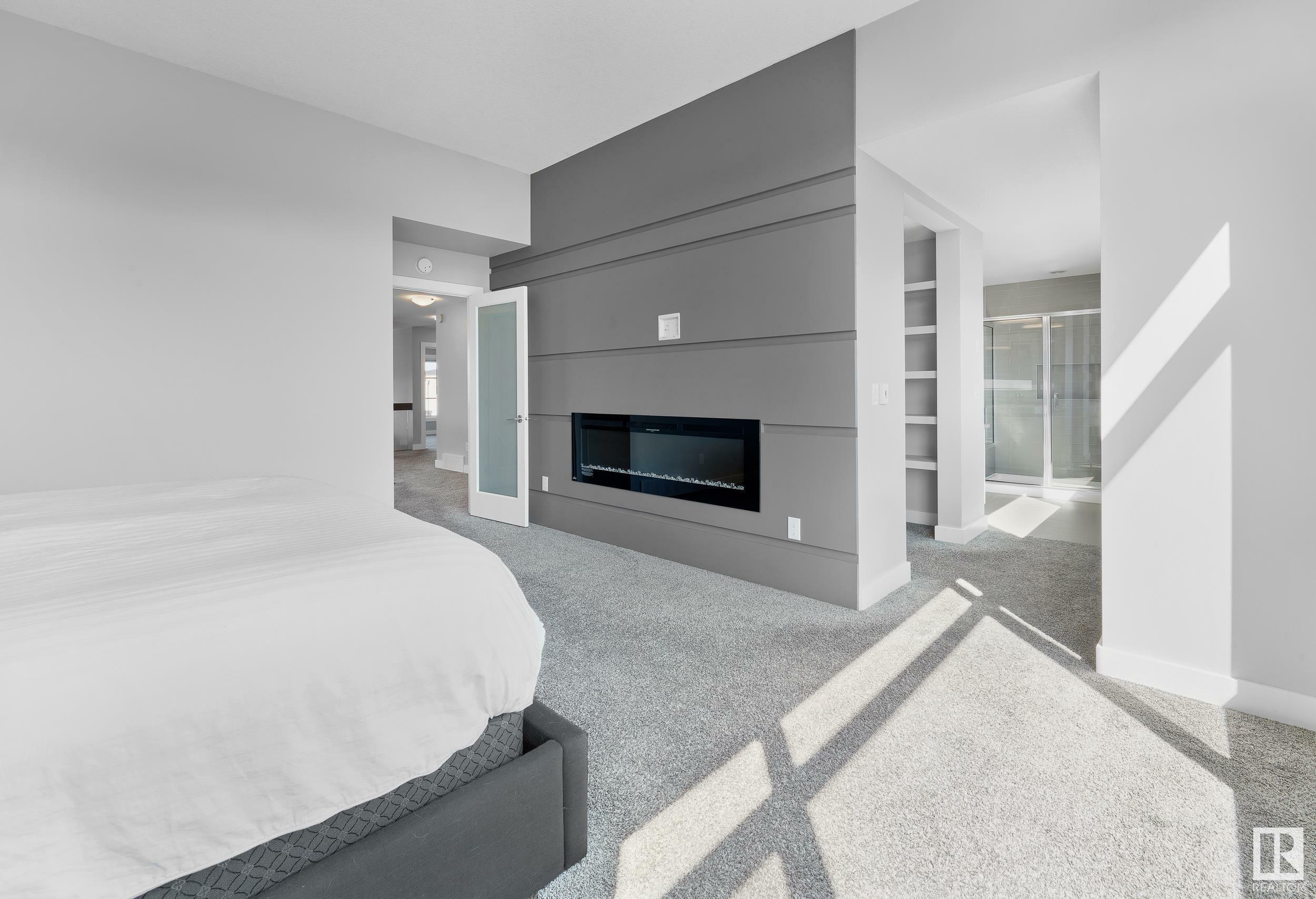 Property Photo: 2250 Kelly Crescent SW AB T6W 3R9