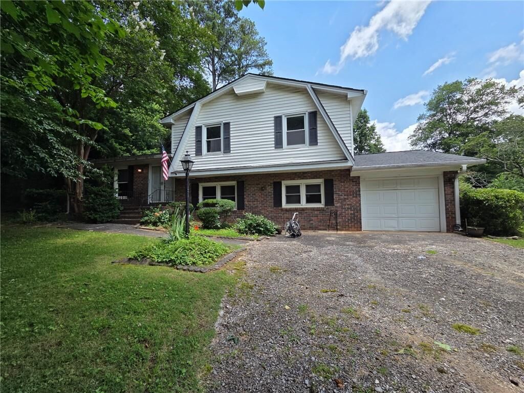 Property Photo:  3400 Elm Creek Drive NW  GA 30064 