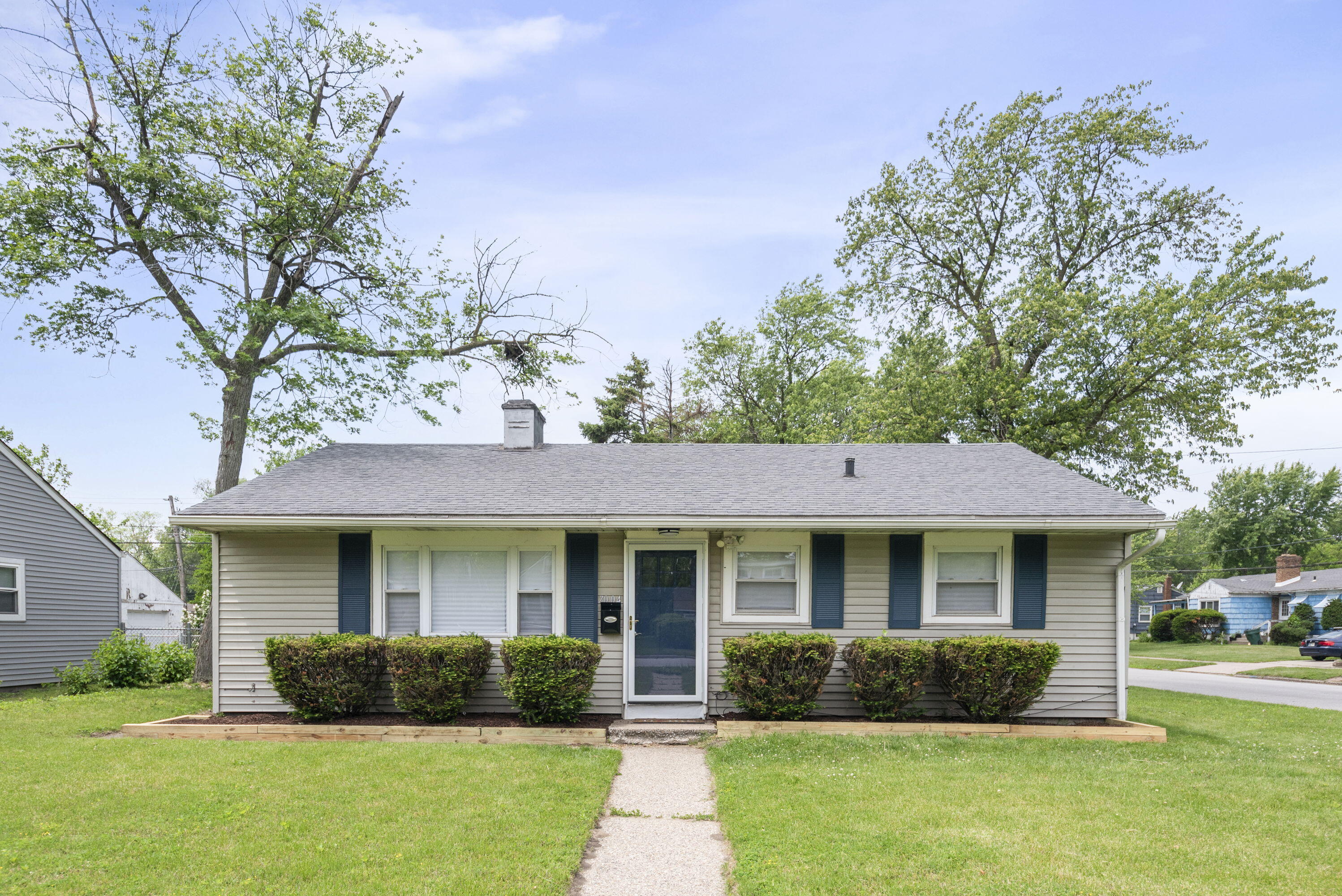 Property Photo: 7004 Chestnut Avenue IN 46324