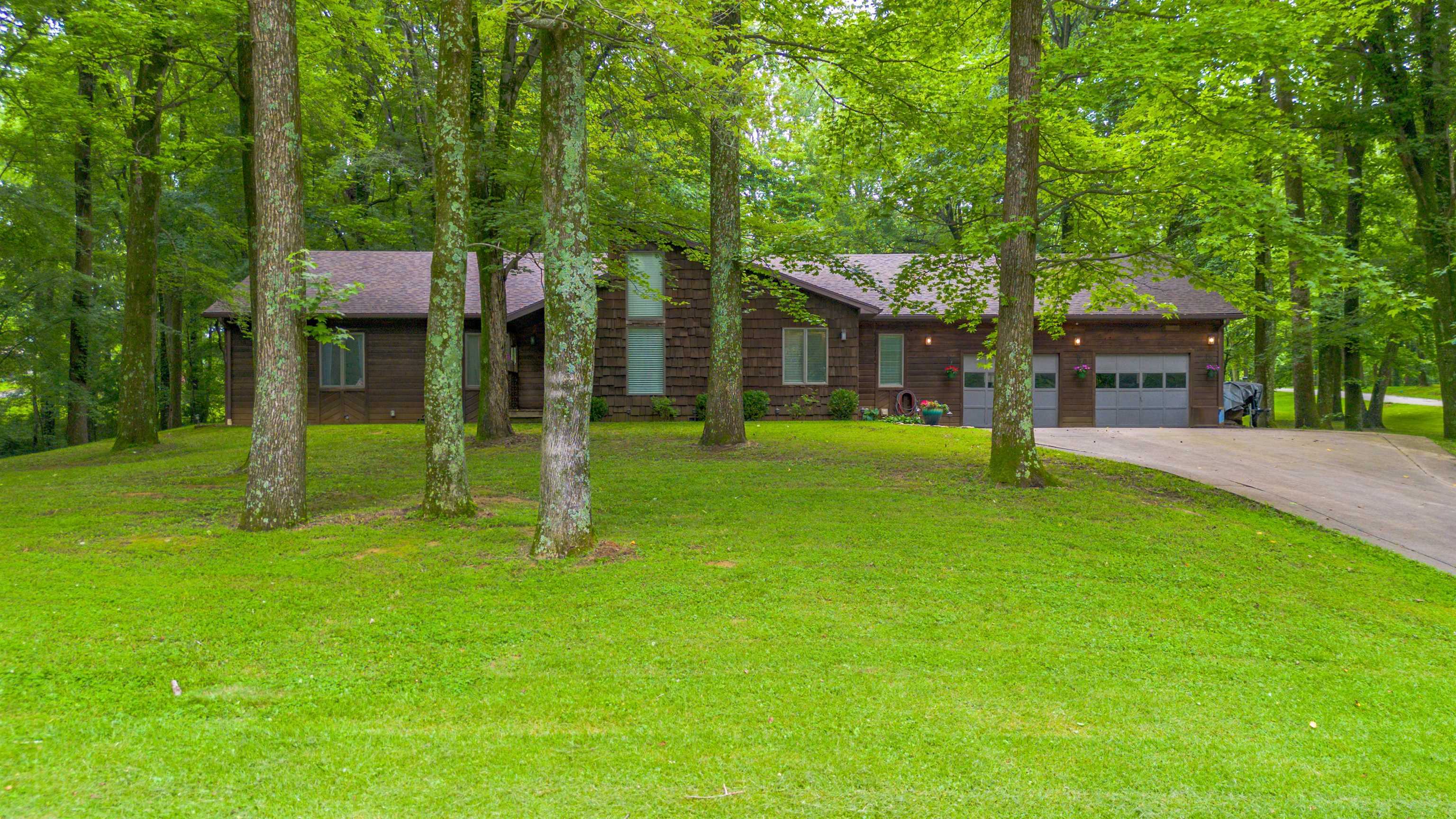 Property Photo: 2351 S Kozy Drive IN 47635